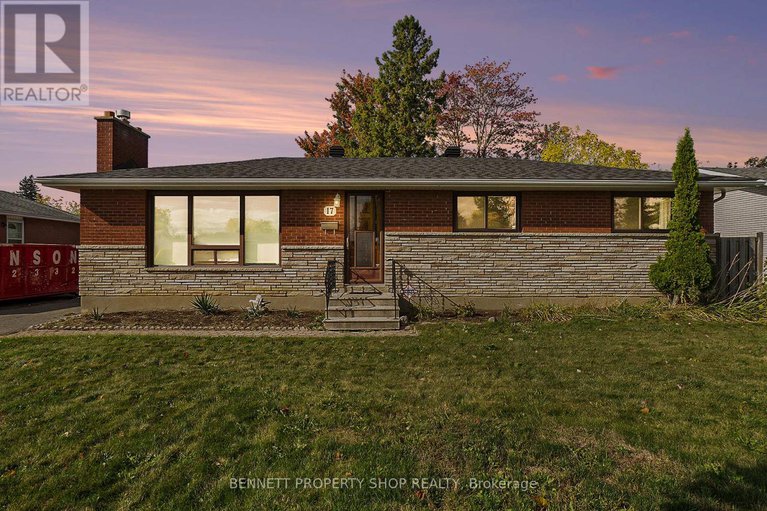 28973672/17-glenmanor-drive/meadowlandscrestview/ottawa/ontario/K2G3E8_28