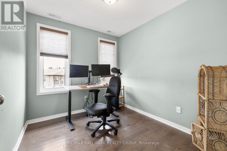 28552727/7-486-via-verona-avenue/longfields/ottawa/ontario/K2J6B3_19