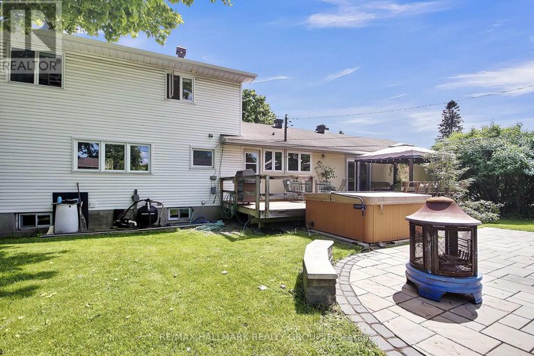 28389488/27-savuto-way/meadowlandscrestview/ottawa/ontario/K2G2S9_47