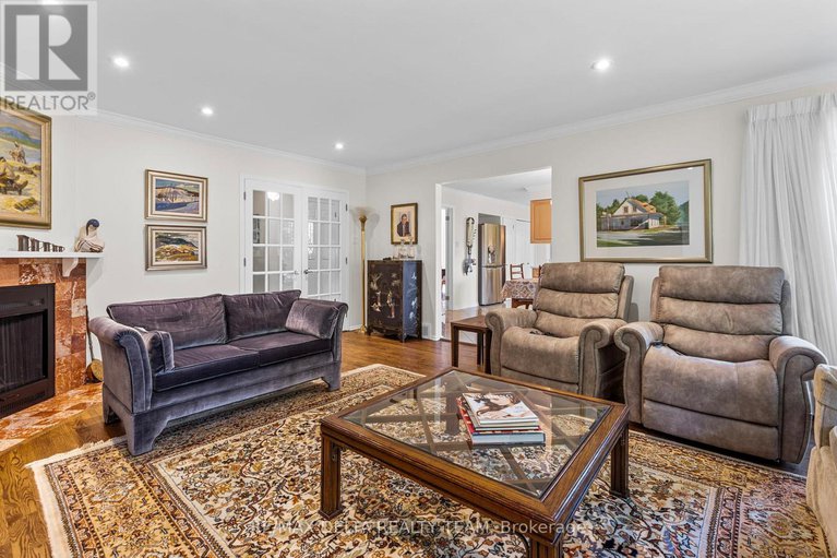 28998330/11-garand-street/urbandale-acres/ottawa/ontario/K1H8M1_17