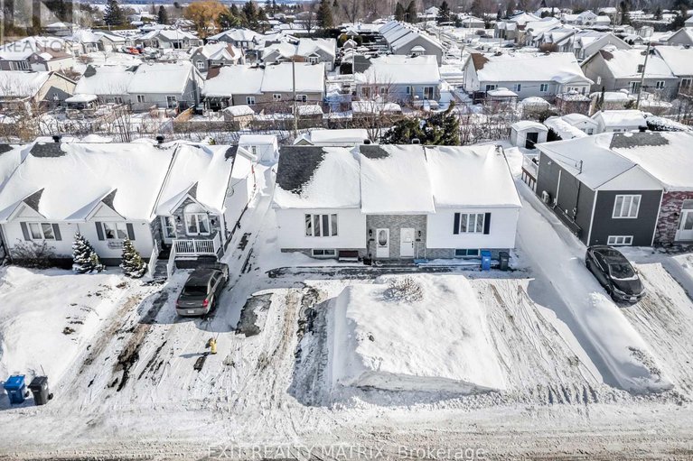 29320143/443-christine-street/hawkesbury/hawkesbury/ontario/K6A3P7_29