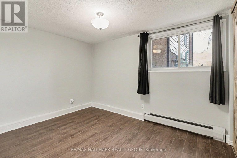 29579809/2-898-elmsmere-road/beacon-hill-south/ottawa/ontario/K1J7T6_11