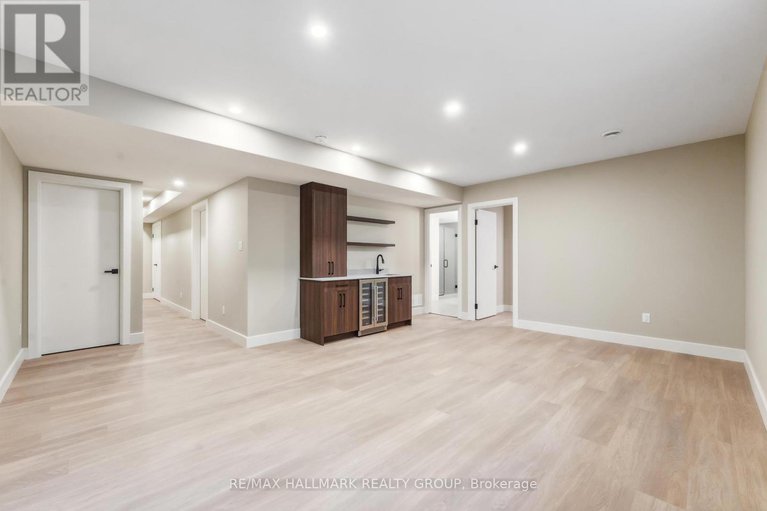 28359552/108-theberge-private/meadowlandsst-claire-gardens/ottawa/ontario/K2G4T1_28
