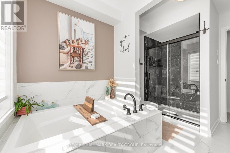 29405995/2260-copperhead-street/mer-bleuebradley-estatesanderson-park/ottawa/ontario/K1W4W6_30