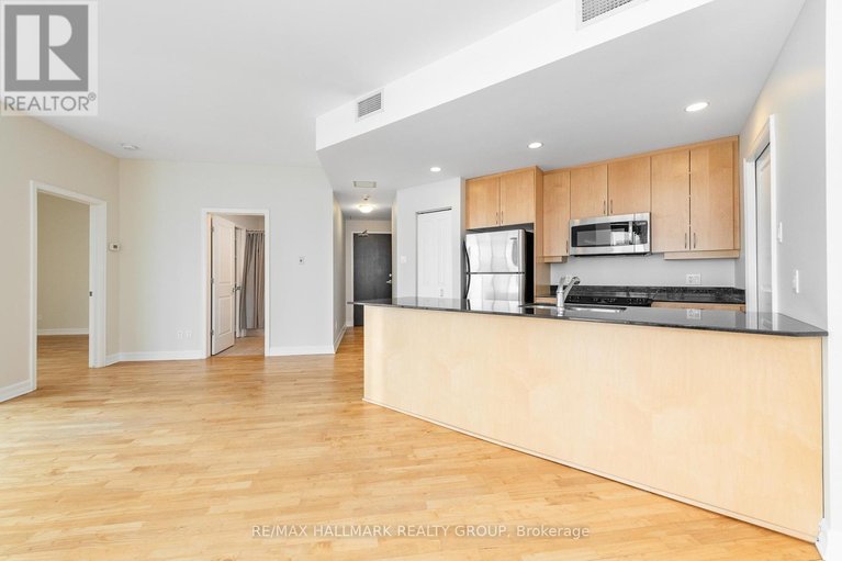29542999/702-1227-wellington-street-w/ottawa-west/ottawa/ontario/K1Y0G7_17