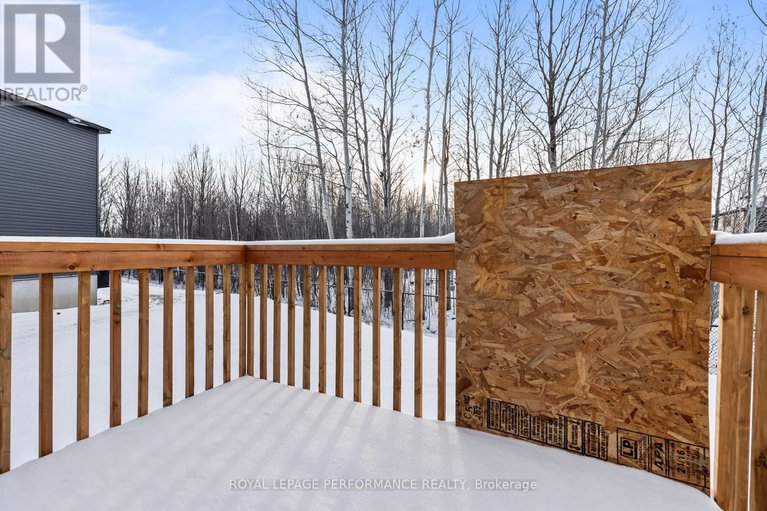 29178346/10-academie-street/embrun/russell/ontario/K0A1W0_18