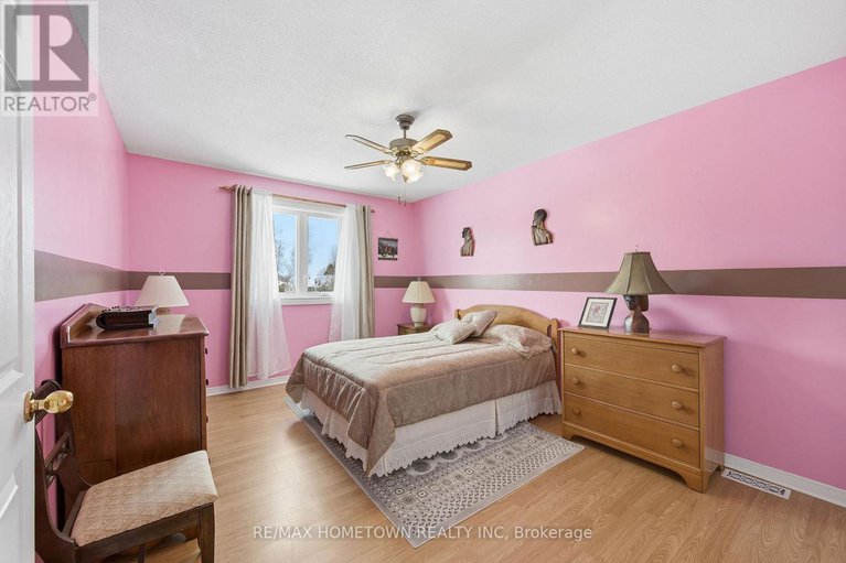 29430737/12-fairholme-drive/south-dundas-williamsburgh-twp/south-dundas/ontario/K0C1X0_28