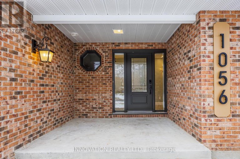 29537324/1056-heenan-terrace/manotick-long-island-nicholls-island/ottawa/ontario/K4M1J2_2