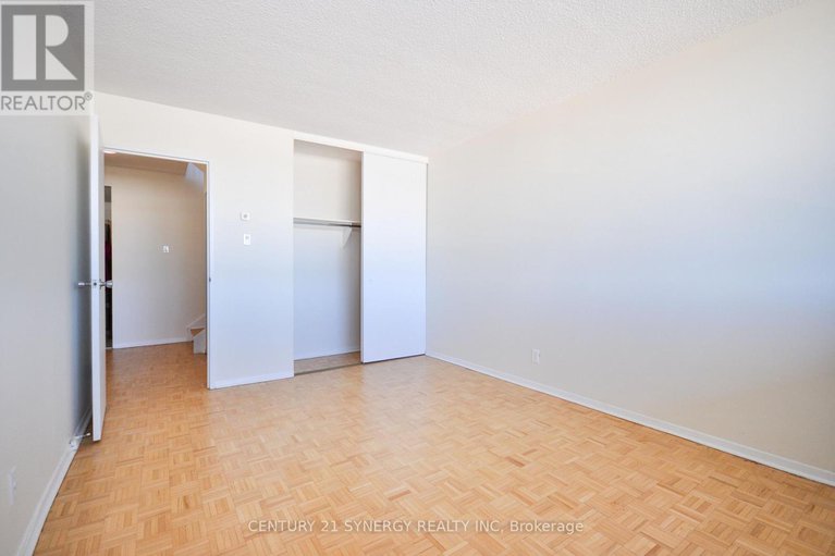 29051252/631-515-st-laurent-boulevard/viscount-alexander-park/ottawa/ontario/K1K3X5_16