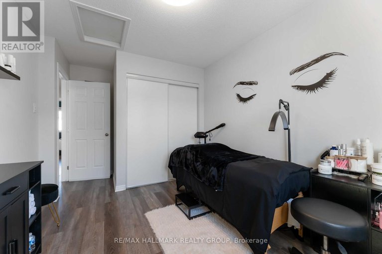 28985545/104-esterbrook-drive/mer-bleuebradley-estatesanderson-park/ottawa/ontario/K1W0A9_29