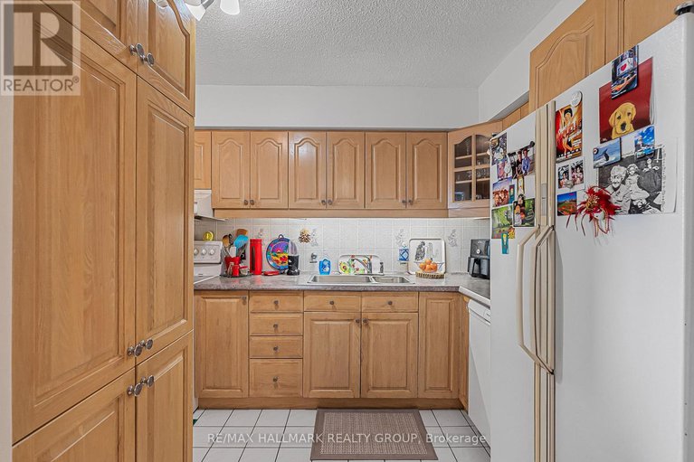 28173119/1409-158-c-mcarthur-avenue/vanier/ottawa/ontario/K1L8E7_16