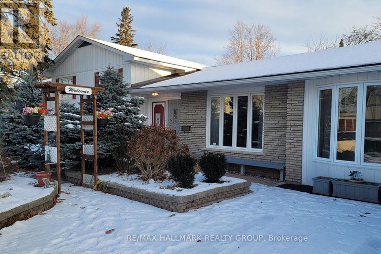 29165414/26-ettrick-crescent/pheasant-run/ottawa/ontario/K2J1G1_1