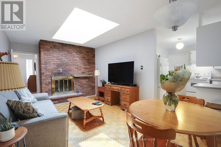 28588248/1307-fairway-drive/manotick-east-to-manotick-station/ottawa/ontario/K4M1B3_17