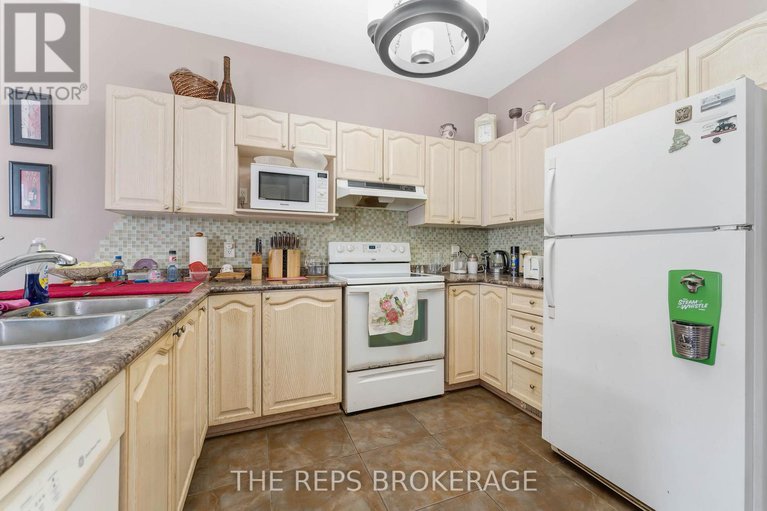 29019457/97-black-bear-way/stittsville-south/ottawa/ontario/K2S2G6_6