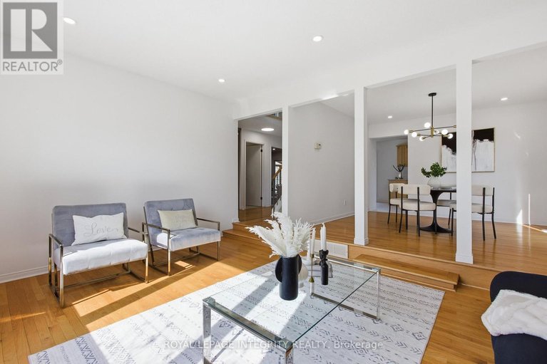 29541286/1019-driftwood-crescent/convent-glen/ottawa/ontario/K1C2N9_14