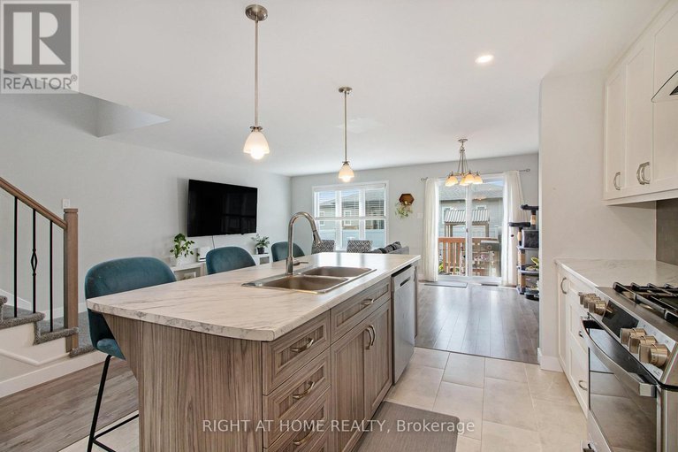 28491793/a-3-flagstone-private-lane/north-stormont-finch-twp/north-stormont/ontario/K0A1R0_5