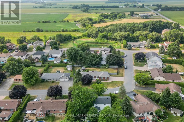 28746797/11-lamadeleine-boulevard/embrun/russell/ontario/K0A1W0_49