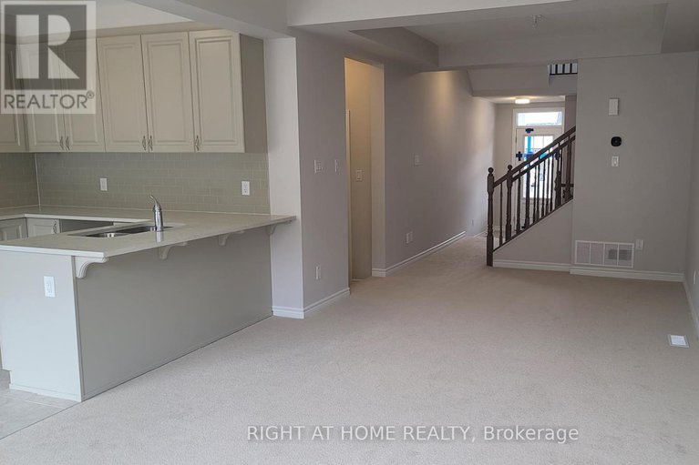 29048181/713-perseus-avenue/half-moon-bay/ottawa/ontario/K2J3V5_11