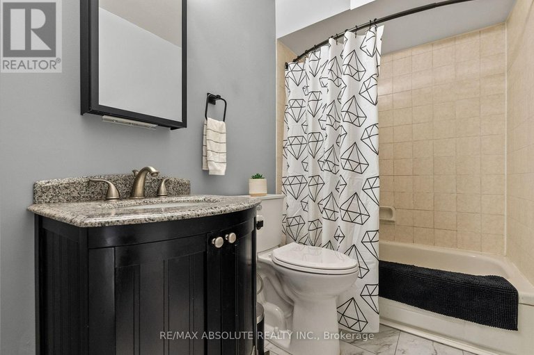 29671420/415-216-viewmount-drive/borden-farmstewart-farmcarleton-heightsparkwood-hills/ottawa/ontario/K2E7X4_24