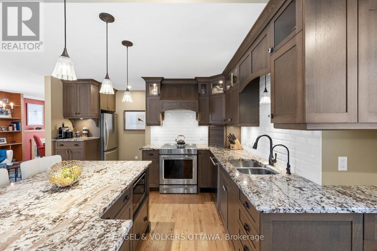 29610201/1105-edward-street/manotick-long-island-nicholls-island/ottawa/ontario/K4M1G8_8