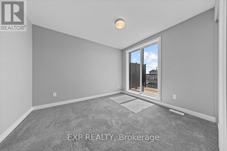 29652575/212-tobiano-private/stittsville-south/ottawa/ontario/K0A2Z0_12