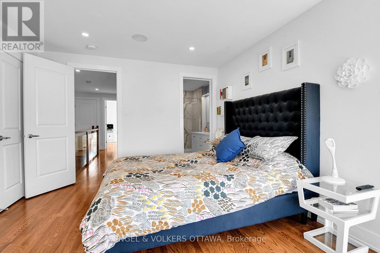 28835279/353e-booth-street/west-centre-town/ottawa/ontario/K1R7K1_26