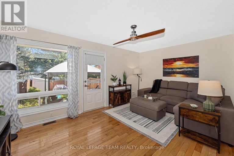 28990501/1844-stonehenge-crescent/pineview/ottawa/ontario/K1B4Z9_16