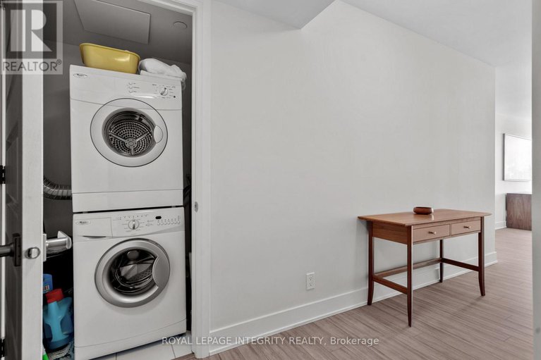 28649202/609-1035-bank-street/glebe/ottawa/ontario/K1S5K3_6
