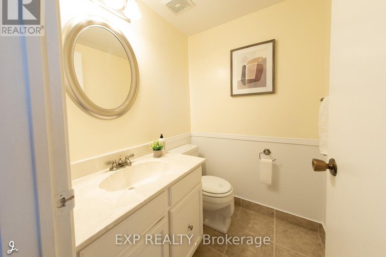 28377335/2772-springland-drive/mooneys-bayriverside-park/ottawa/ontario/K1V6M4_10