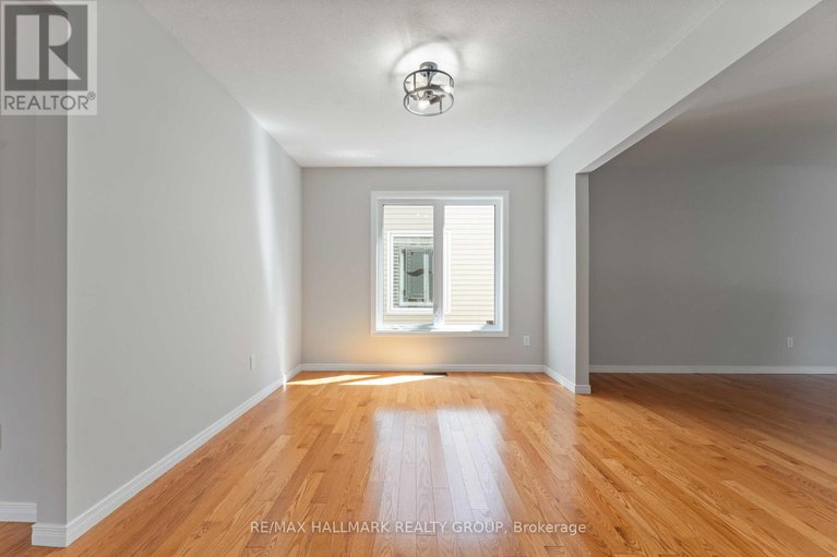 28946187/647-apollo-way/fallingbrookpineridge/ottawa/ontario/K4A1T2_9