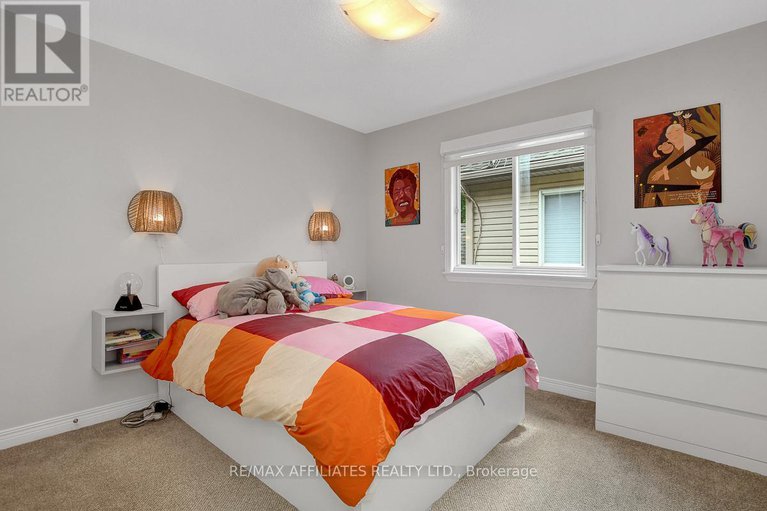 28483640/31-spur-avenue/bridlewood/ottawa/ontario/K2M2R9_33