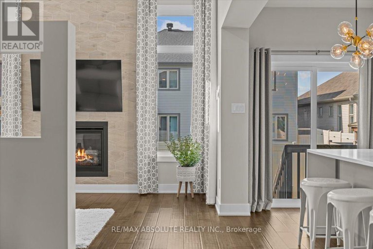 28848496/332-haliburton-heights/emerald-meadowstrailwest/ottawa/ontario/K2S1S3_26