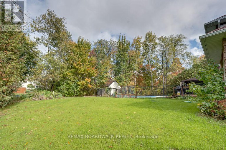 29251889/7089-bush-drive/greely/ottawa/ontario/K4P1M8_13