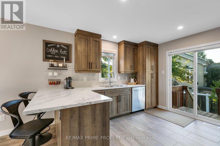 28765562/208-filion-street/embrun/russell/ontario/K0A1W0_18