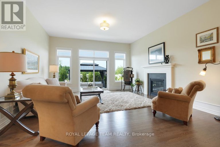 28689700/316-serenade-crescent-w/riverside-southgloucester-glen/ottawa/ontario/K1X0B8_21