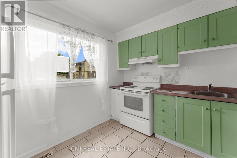 28790260/99-2570-southvale-crescent/sheffield-glenindustrial-park/ottawa/ontario/K1B5B7_10