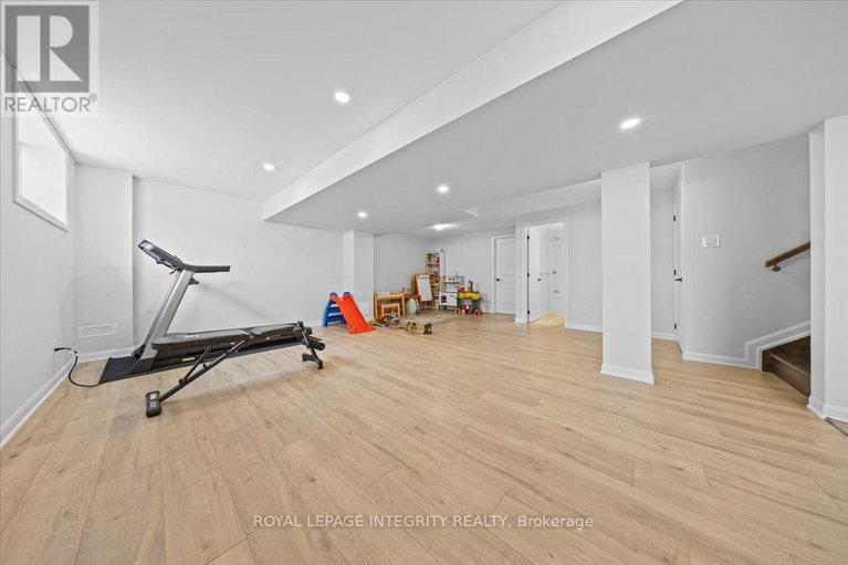 29407570/101-darleux-place/mahogany-community/ottawa/ontario/K4M0M7_40