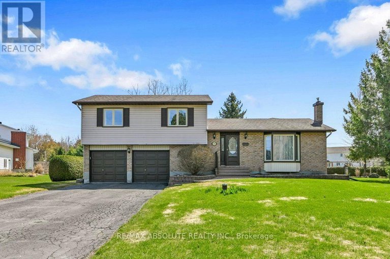 29665092/535-gascon-street/village-of-russell/russell/ontario/K4R1C6_1