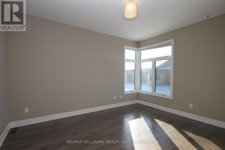 29487499/23-solara-private/clarencerockland-twp/clarence-rockland/ontario/K4K0K9_16