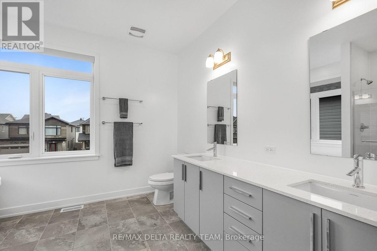 29613825/39-angel-heights/stittsville-south/ottawa/ontario/K2S2N2_30