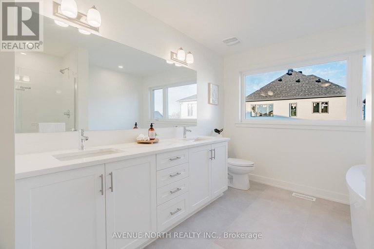 29652352/1729-rotterdam-circle/rural-kanata-central/ottawa/ontario/K2W1A5_34