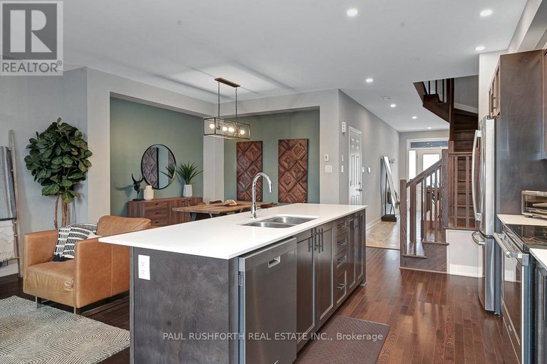 29138542/333-joshua-street/mer-bleuebradley-estatesanderson-park/ottawa/ontario/K1W0N7_13