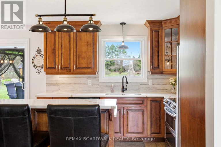 29674449/1671-oneill-road/north-grenville-twp-kemptville-south/north-grenville/ontario/K0G1S0_12