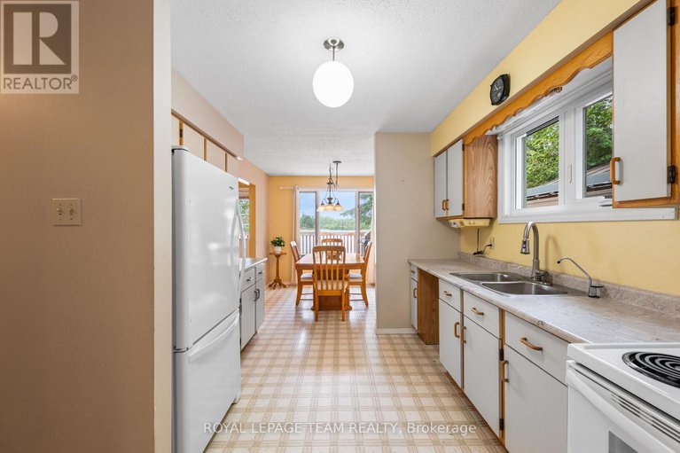 28509477/2733-rideau-glen-lane/north-grenville-twp-kemptville-south/north-grenville/ontario/K0G1J0_26