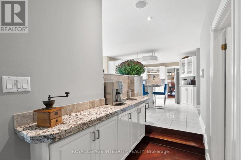 28975993/6-marchbrook-circle/rural-kanata-central/ottawa/ontario/K2W1A1_18