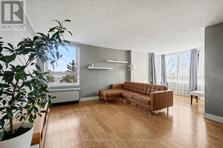 29455645/616-80-sandcastle-drive/leslie-park/ottawa/ontario/K2H9E7_4