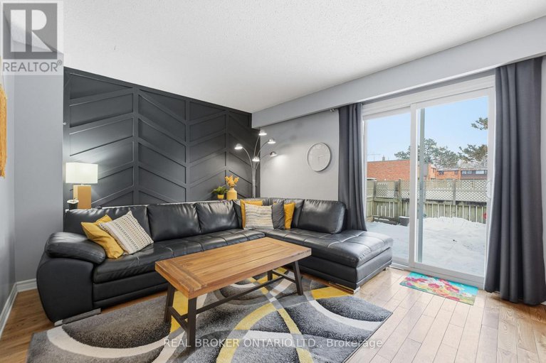 29179274/b-3895-old-richmond-road/arbeatha-park/ottawa/ontario/K2H8T8_8