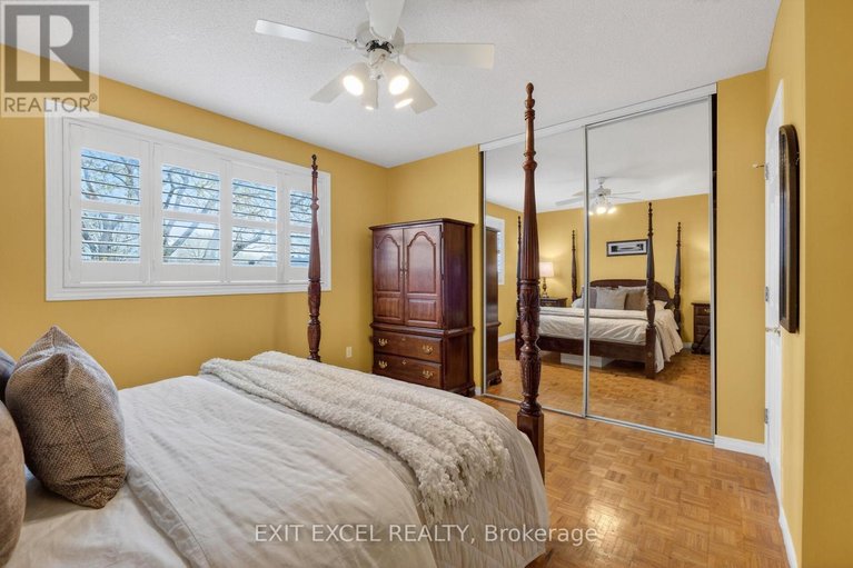 29684997/1554-rosebella-avenue/blossom-parkkemp-parkfindlay-creek/ottawa/ontario/K1T1E8_23