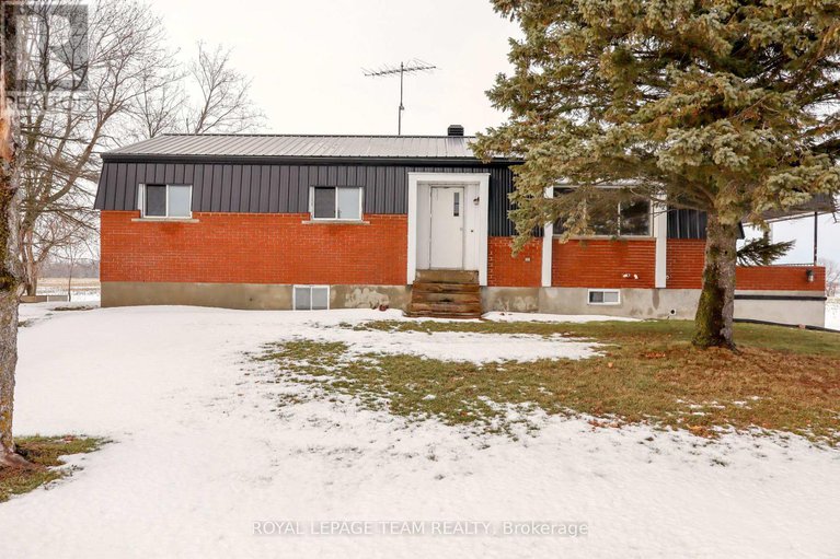 29246575/12121-liscumb-road/north-dundas-winchester-twp/north-dundas/ontario/K0C2K0_2