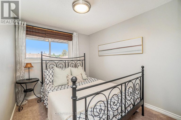 29030669/14-2570-southvale-crescent/sheffield-glenindustrial-park/ottawa/ontario/K1B5B7_16